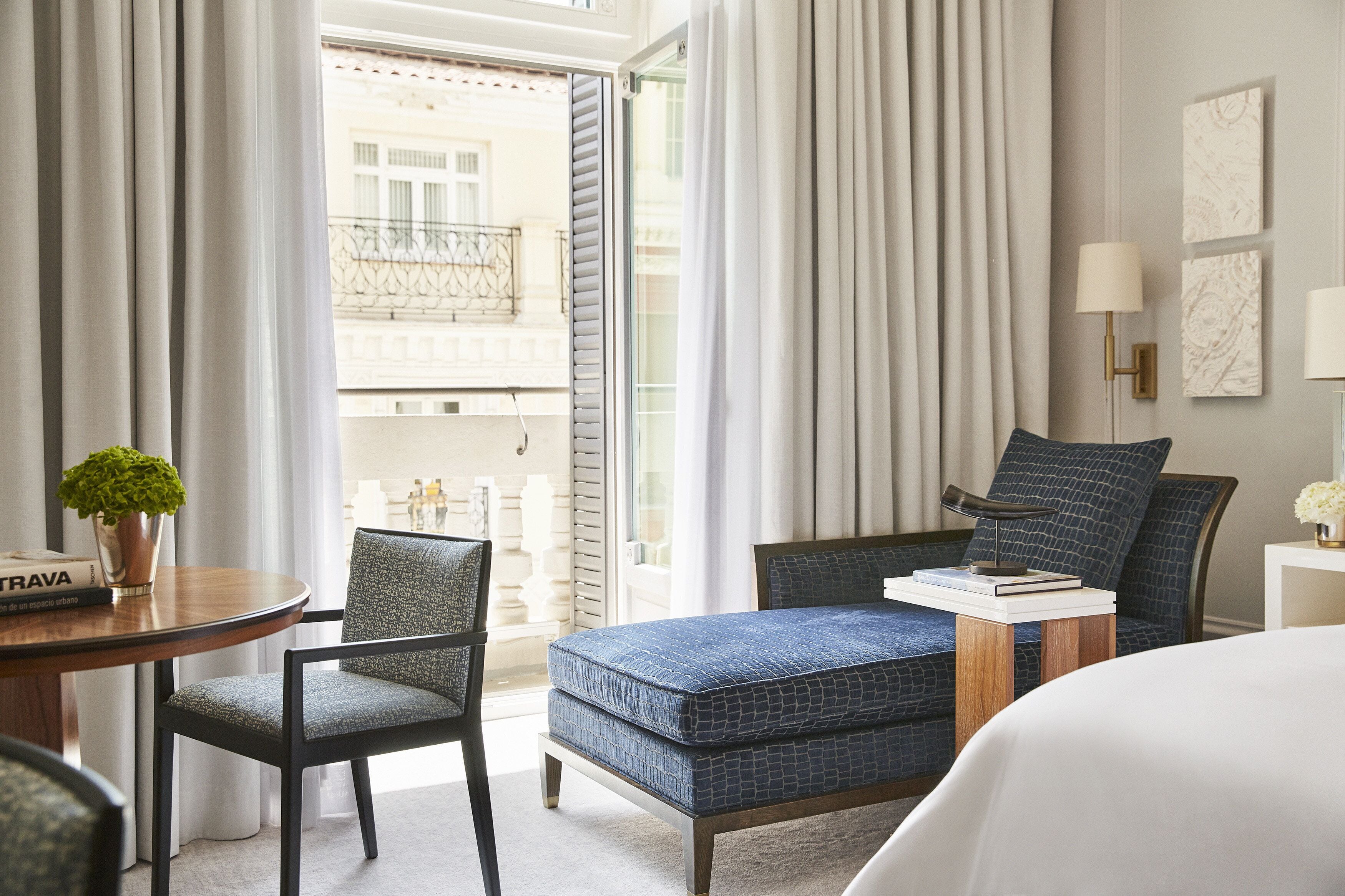 Photo - Four Seasons Hotel Madrid