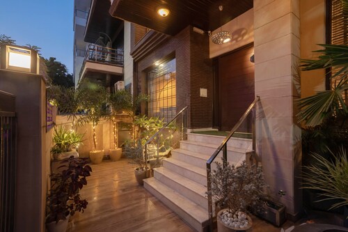 Aravali Woods VacationVilla, 5 min from Cyber City