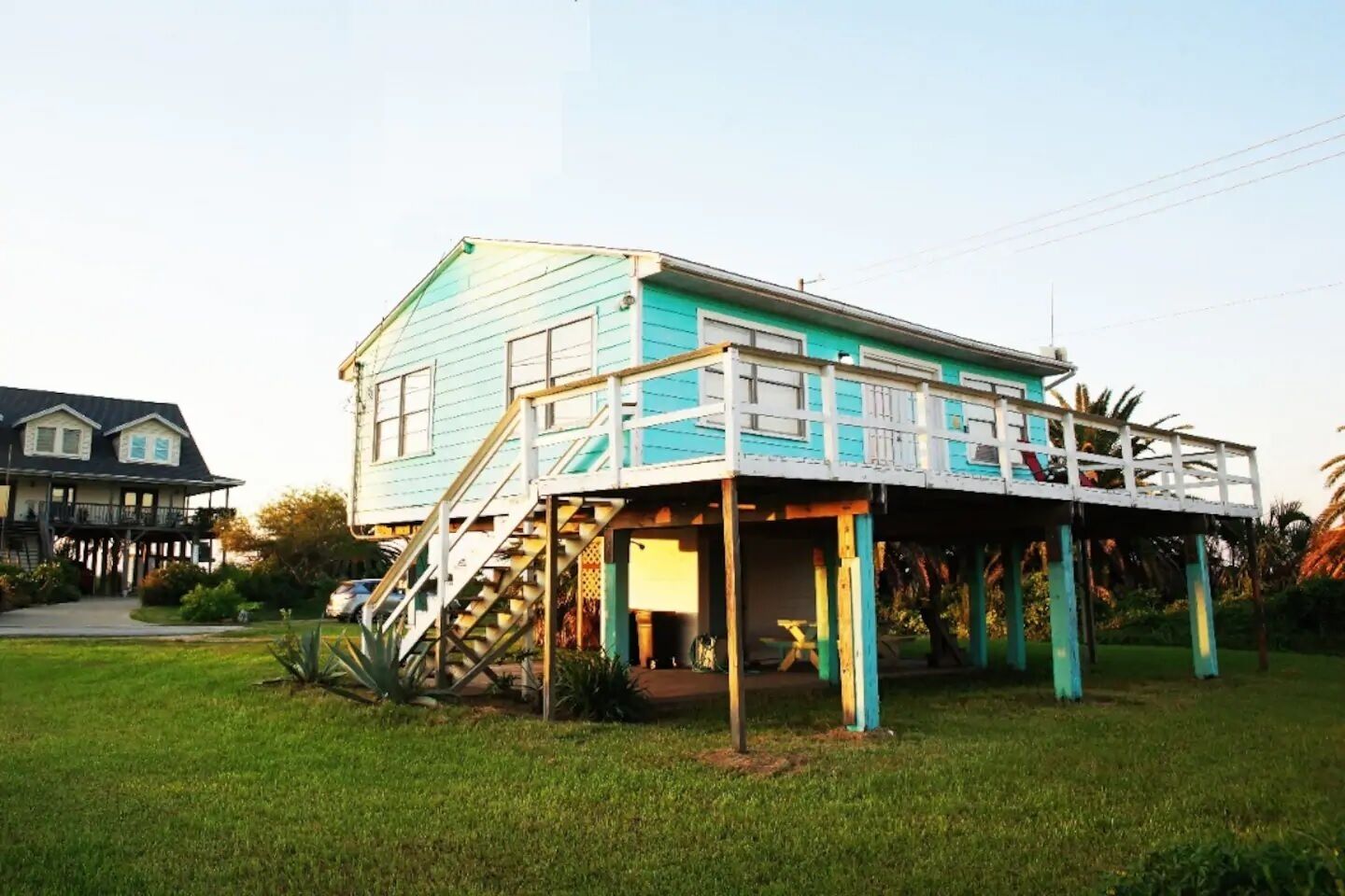 Private Ocean Retreat Jamaica Beach 10 Min Walk!