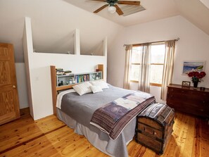 3 slaapkamers, een strijkplank/strijkijzer, wifi, beddengoed