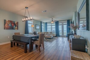 Smart TV, books, offices