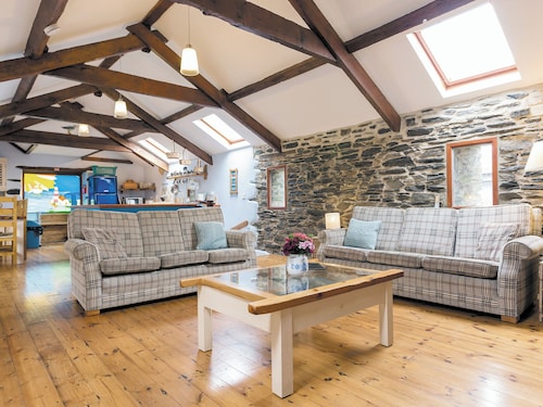3 bedroom accommodation in Menheniot, near Liskeard