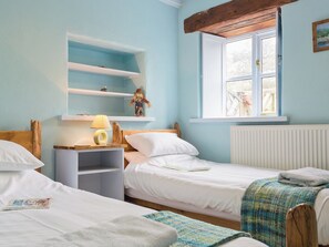 3 quartos, Wi-Fi de cortesia, roupa de cama