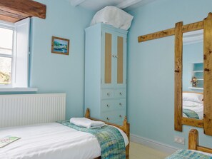 3 quartos, Wi-Fi de cortesia, roupa de cama