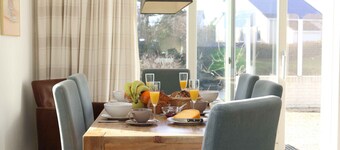 Fantastic location on the lake, Beach Park Texel, house 158