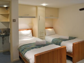 2 chambres, accès au Wi-Fi (inclus), literie fournie