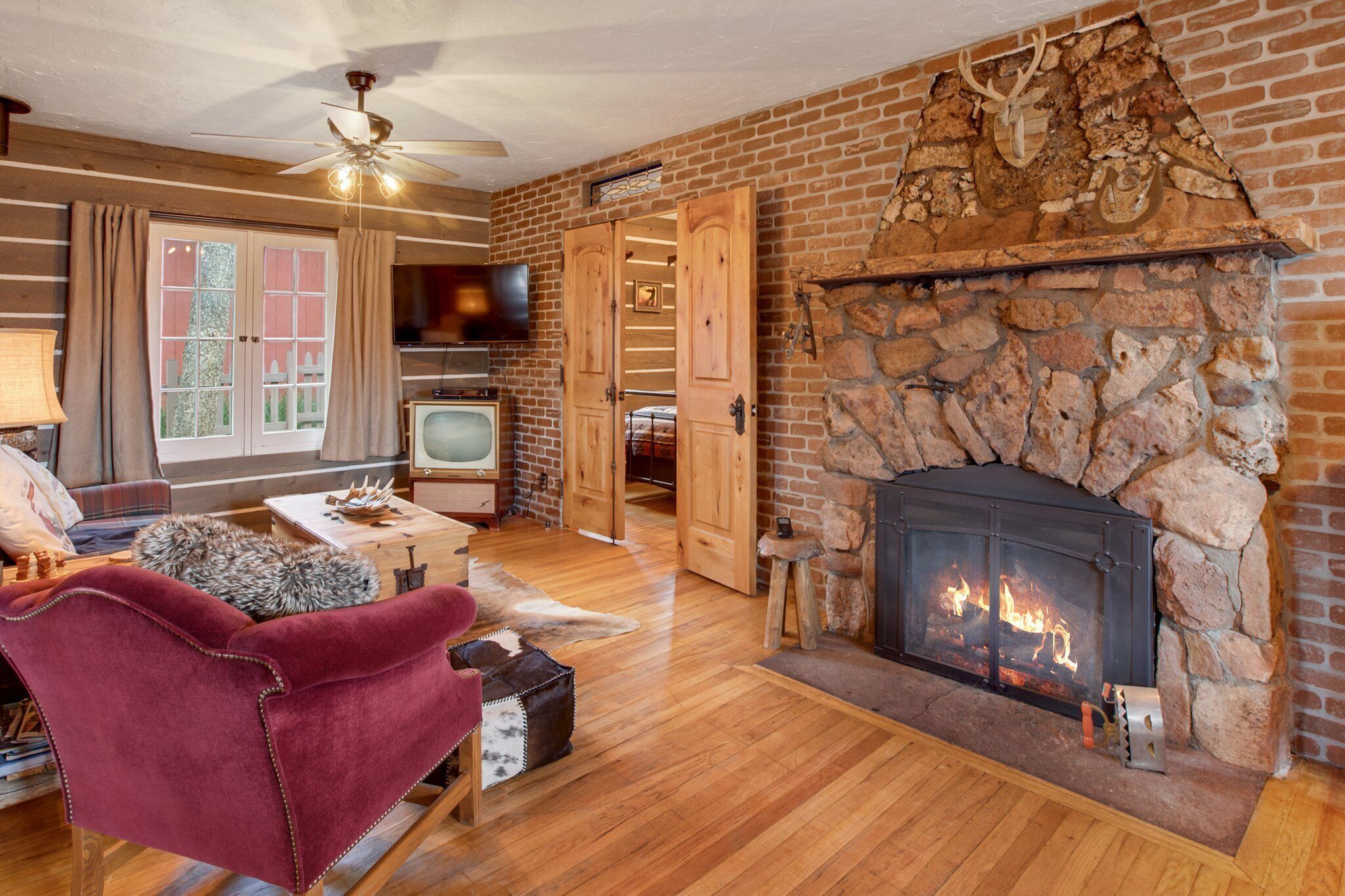 Smart TV, fireplace, video games, table football