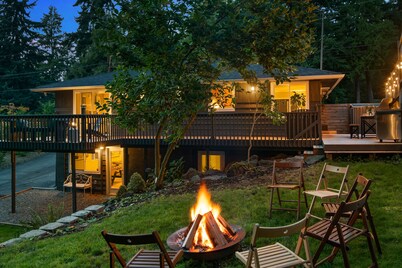 Spacious Main Street Retreat ~ Backyard ~ Parking!                             