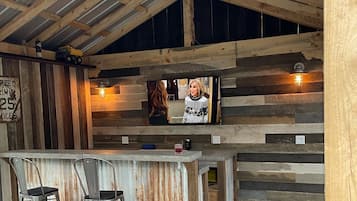 Bar (en la propiedad)