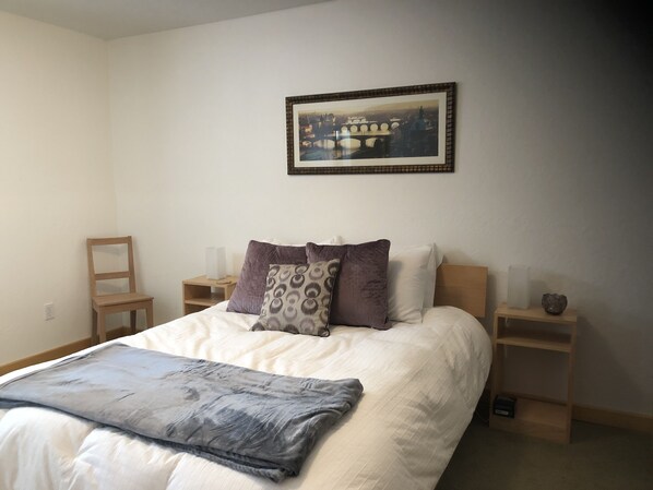 2 bedrooms, WiFi, bed sheets