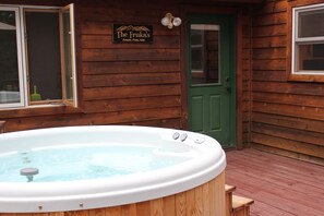 Baignoire à remous extérieure