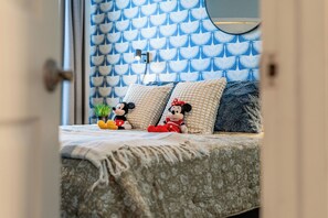 1 chambre, fer et planche à repasser, lit parapluie, Wi-Fi gratuit