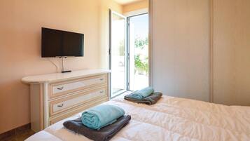 3 bedrooms, free WiFi, bed sheets