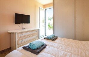 3 chambres, Wi-Fi gratuit, draps fournis