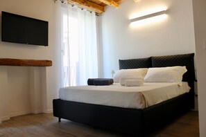 1 bedroom, travel crib, free WiFi - Apartment in a building from 1879, renovation works completed in July 2019. (Verona)