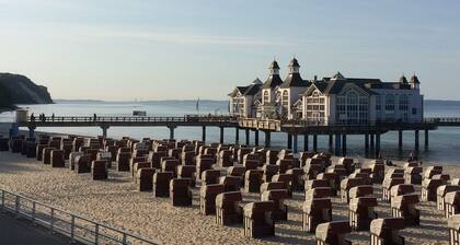 3 bedrooms to 6 people, Sauna, terrace, 4 * equipment, sea view