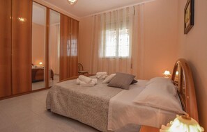 3 Schlafzimmer, Reisekinderbett, kostenloses WLAN