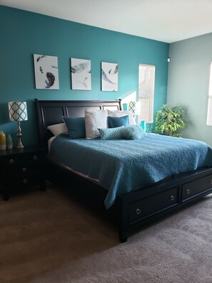 3 bedrooms, iron/ironing board, free WiFi, bed sheets