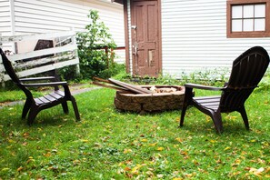 Property grounds - Cozy Superior Bungalow (Superior)