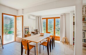 Dining - Nice home in Feliceto (Feliceto)