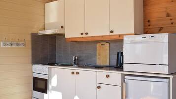 Réfrigérateur, plaque de cuisson, lave-vaisselle, cafetiÚre/bouilloire