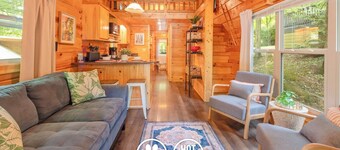 Ani Cabin | Tiny Home Bordered by National Forest