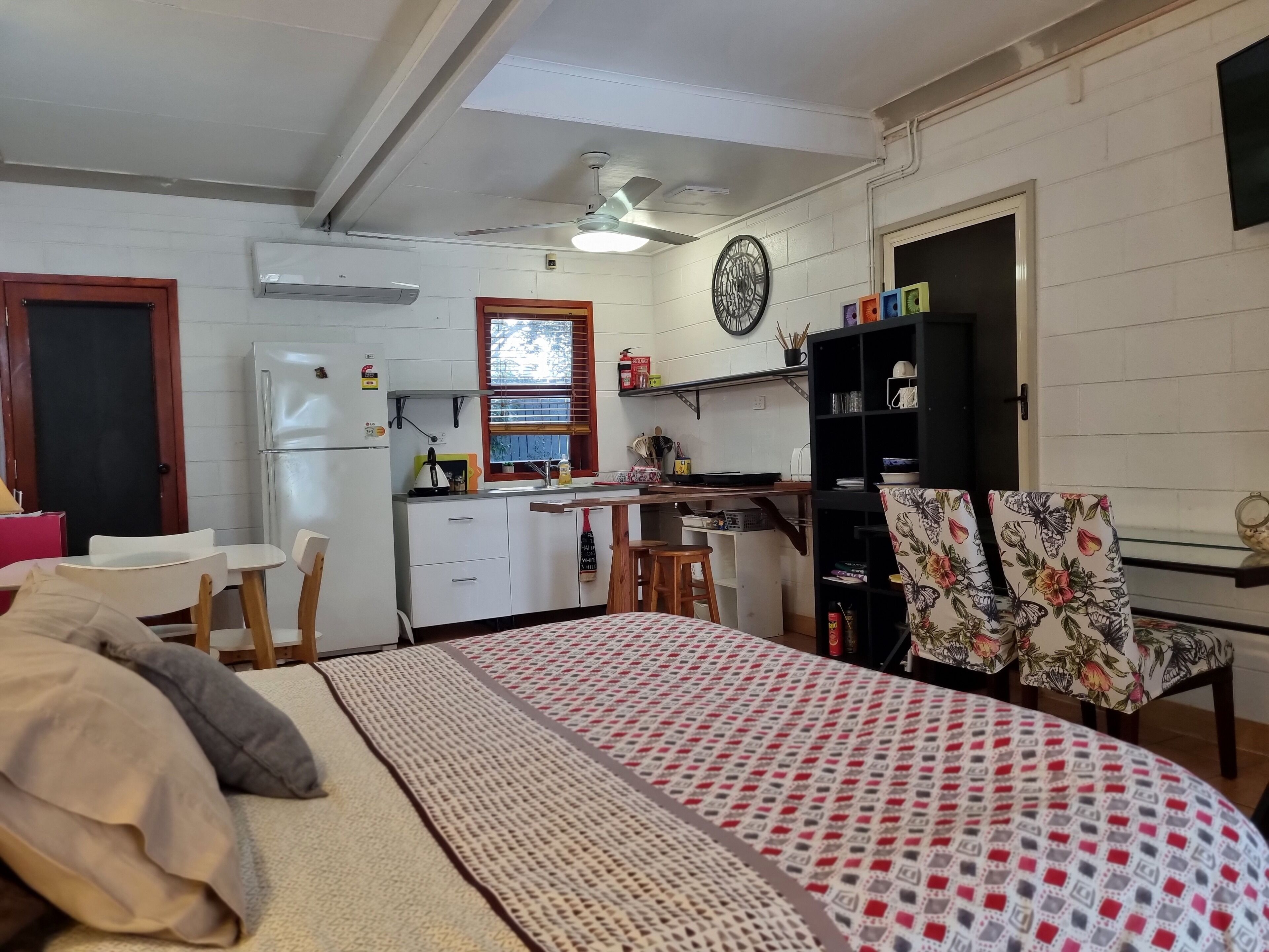 Desk, iron/ironing board, free WiFi, bed sheets