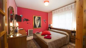 2 Schlafzimmer, Bügeleisen/Bügelbrett, kostenloses WLAN, Bettwäsche