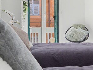 3 chambres, fer et planche à repasser, Wi-Fi, draps fournis