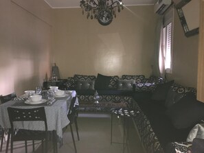 تناول الطعام