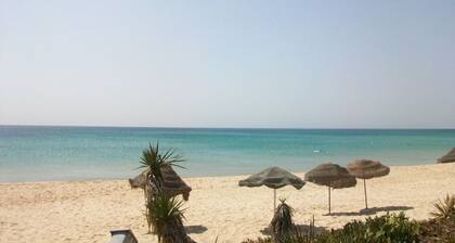 Hervorragende Wohnung ideal fĂŒr Paare 700 m von einem schönen Strand entfernt