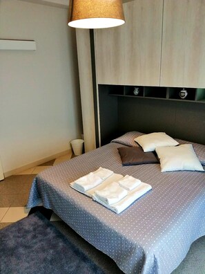 5 camere, ferro/asse da stiro, Wi-Fi, lenzuola