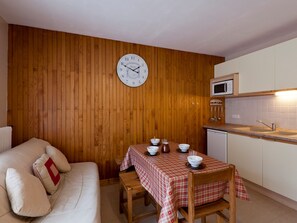 Interior - Studio for 5, Central, South Balcony, Elevator - Brides-les-Bains (Brides-les-Bains)