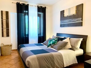 2 Schlafzimmer, Bügeleisen/Bügelbrett, kostenloses WLAN, Bettwäsche