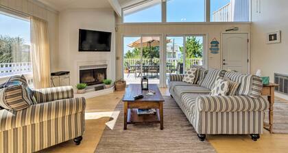 Westhampton Beach Home w/ Deck + Ocean Views!