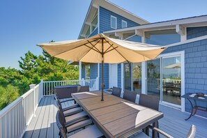 Outdoor dining - Westhampton Beach Home w/ Deck + Ocean Views! (Westhampton Beach)