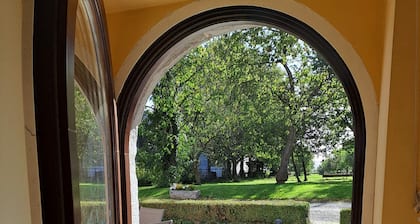 Gîte viehätys ja luonne vihreässä ympäristössä