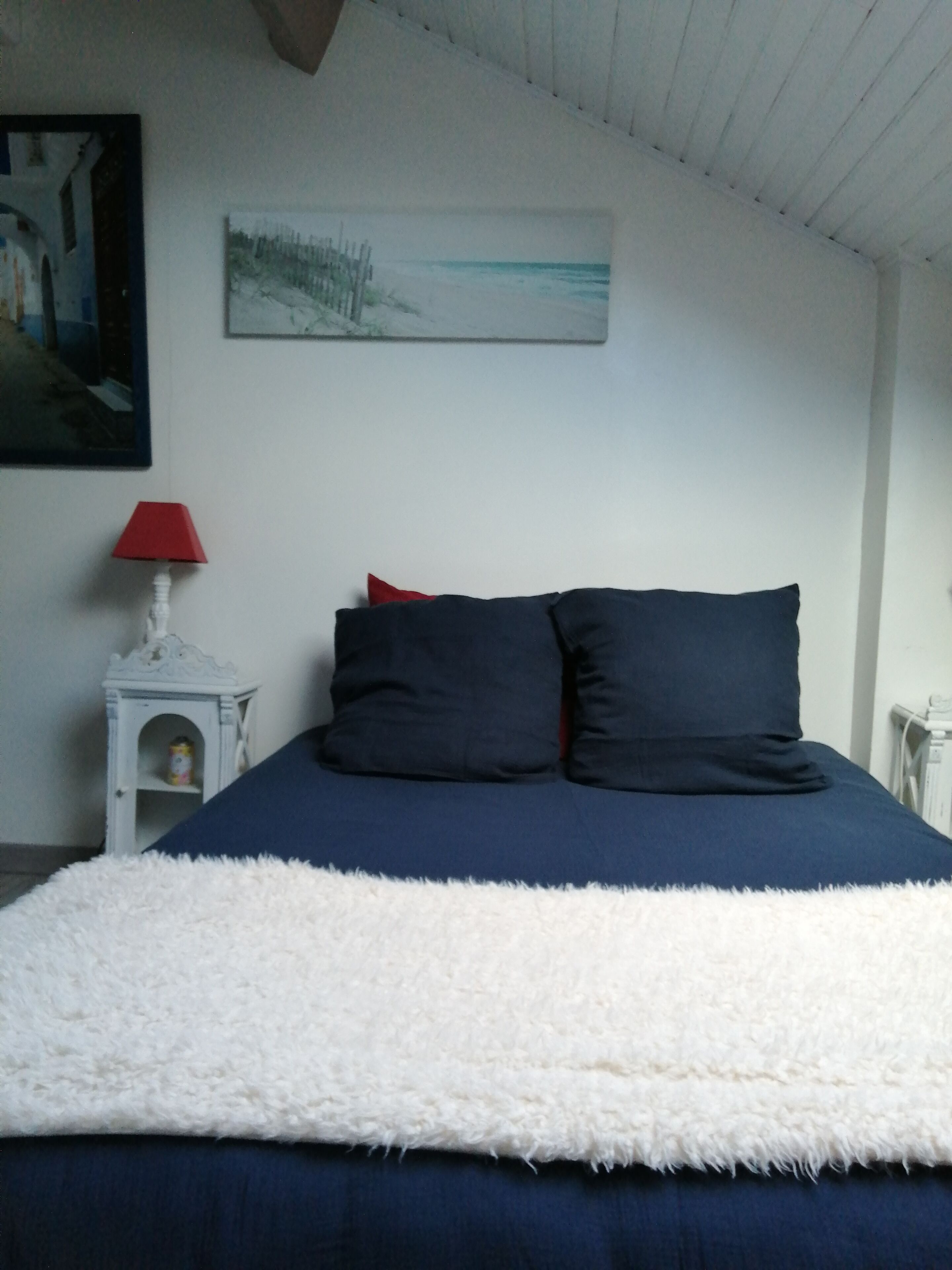 2 slaapkamers, een bureau, geluiddichte muren