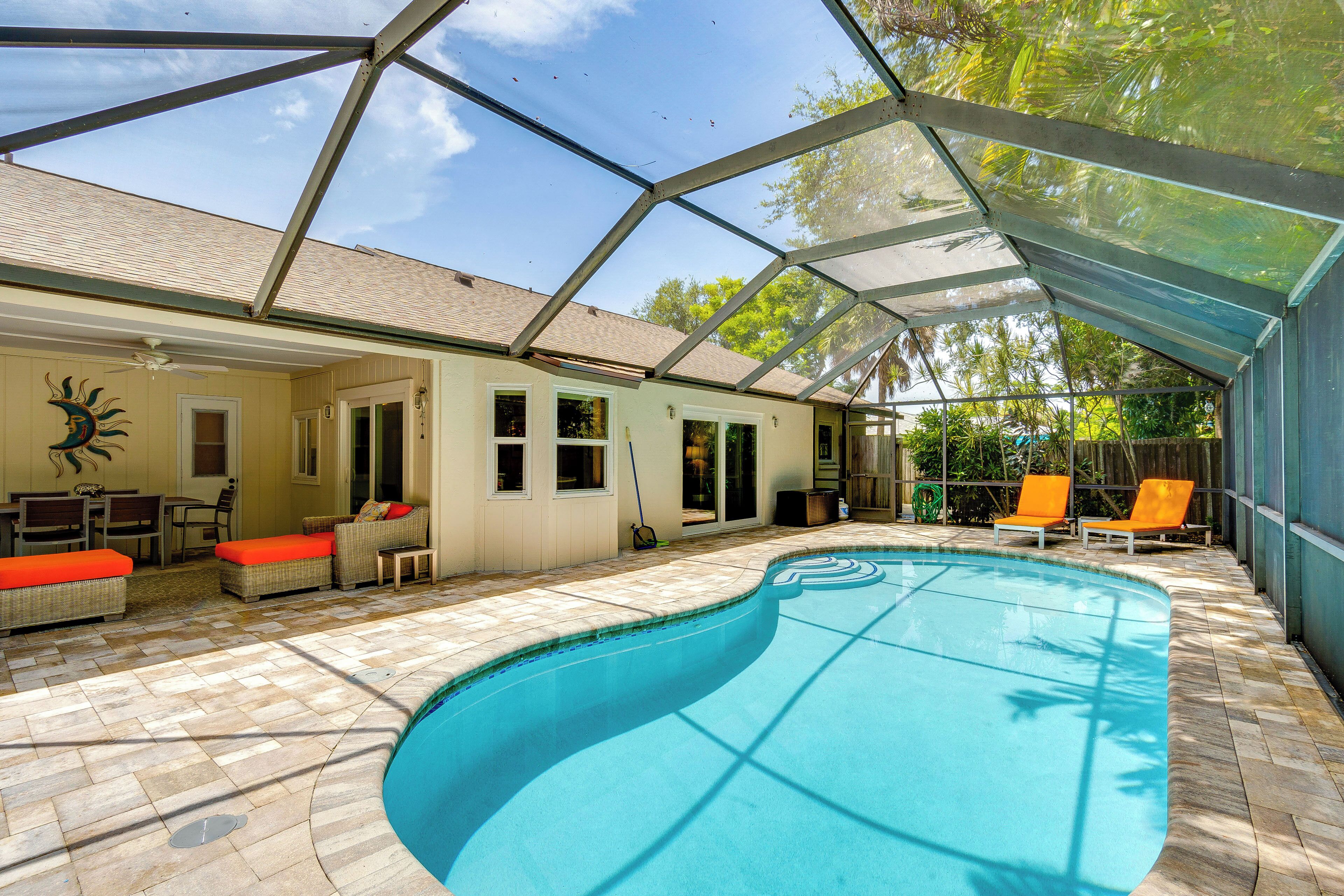 Venice Home w/ Pool, Private Beach Access w/ Fee!