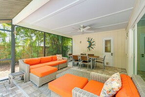 Interior - Pet-Friendly Home w/ Pool, Close to Venice Beaches (Venice)