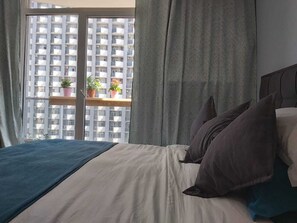 1 bedroom, in-room safe, iron/ironing board, free WiFi - Premier Sea view Studio (Batumi)