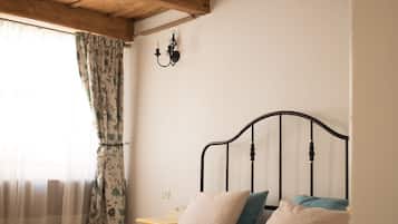 1 bedroom, iron/ironing board, WiFi