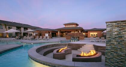 Spotless new private home in Zion Resort. Great pool. Relax, explore. Wireless.