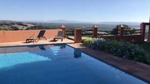 Outdoor pool - Casa in the campo - lujo y encanto (Vejer de la Frontera)