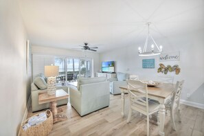 Smart-TV og DVD-spiller