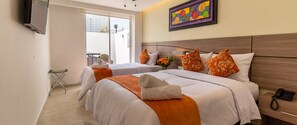 Standard Triple Room | Premium bedding, down duvets, memory-foam beds, minibar - Hotel Boutique Marboré (Santa Marta)