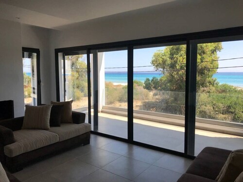 Location grande villa  de 4 appartements
