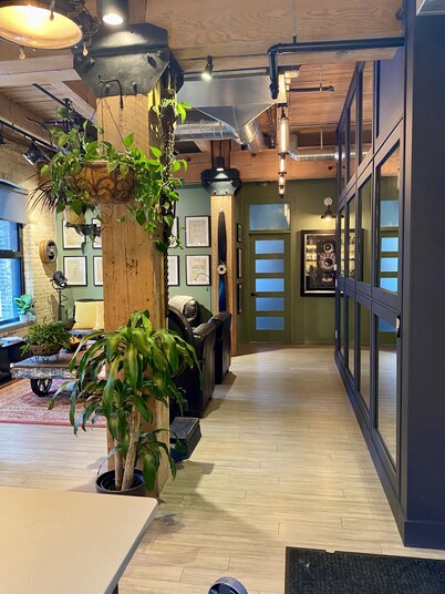 theLOFTonJAMES, Historic Exchange District, Exposed Brick & Beams, High Ceilings