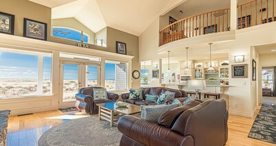 CORAL SUNSETS & SHIMMERING DEEP BLUE OCEAN VIEWS..  LASTING MEMORIES MADE HERE!!