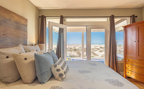 5 bedrooms, iron/ironing board, travel crib, free WiFi